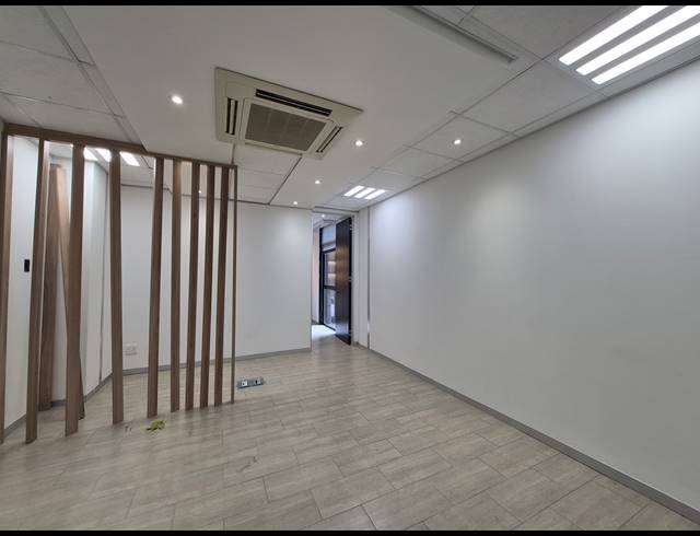 70M² OFFICE TO LET IN ROSEBANK